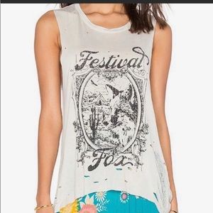 Spell and the Gypsy Festival Fox Tank
